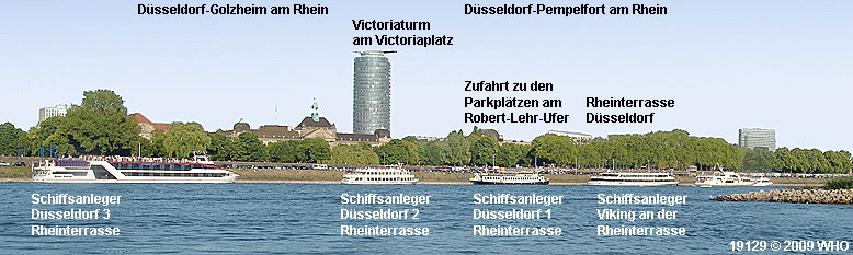 Düsseldorf am Rhein. Panoramafoto mit Schiffsanlegern an der Rheinterrasse.